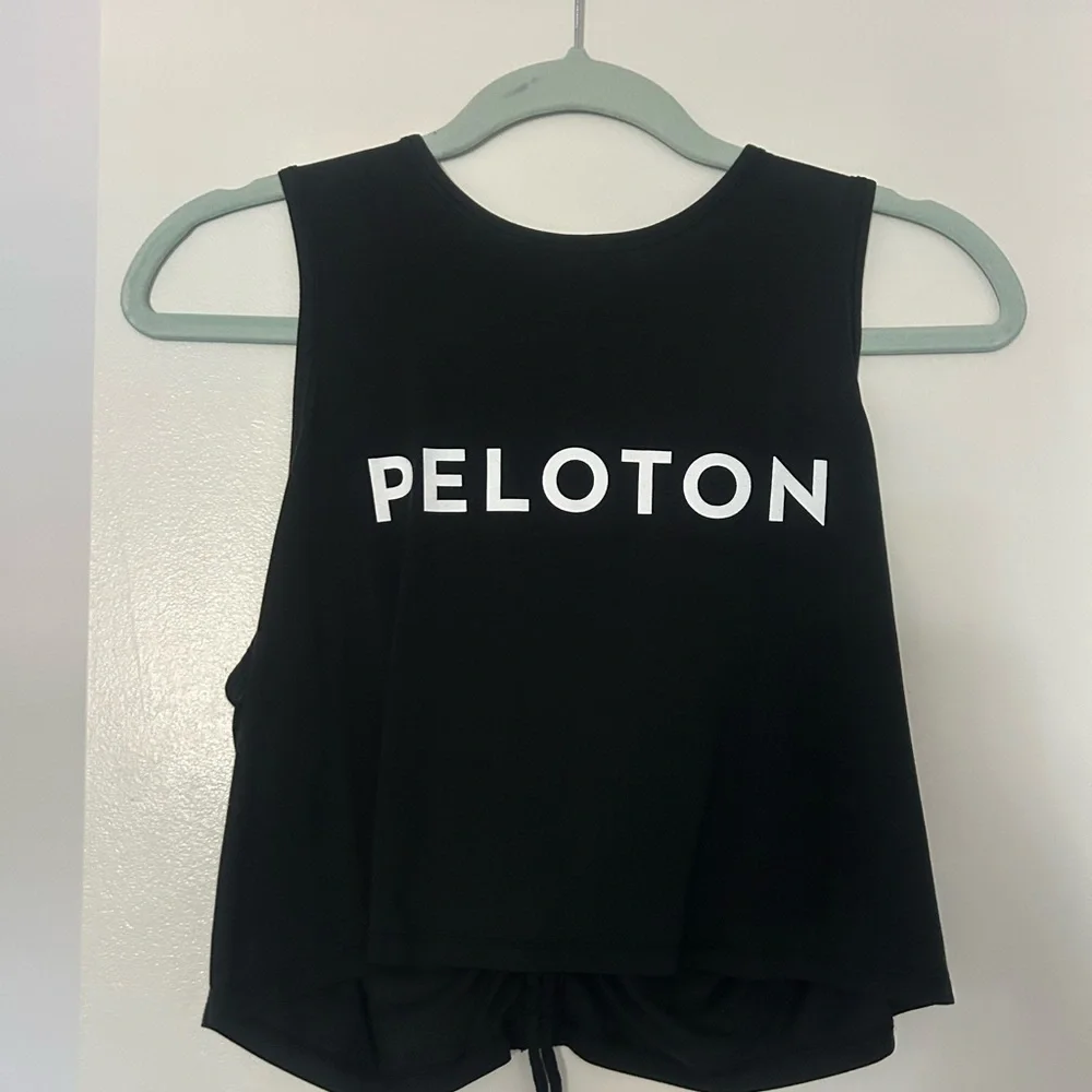 Lululemon x Peloton Black Muscle Tee for Women - Picture 1 of 2
